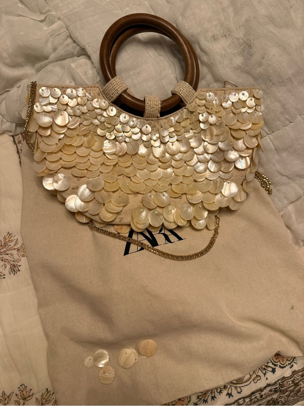 Zara Beaded Shell Disc Wristlet Bag with Wooden Handles - Cream - Picture 2 of 4
